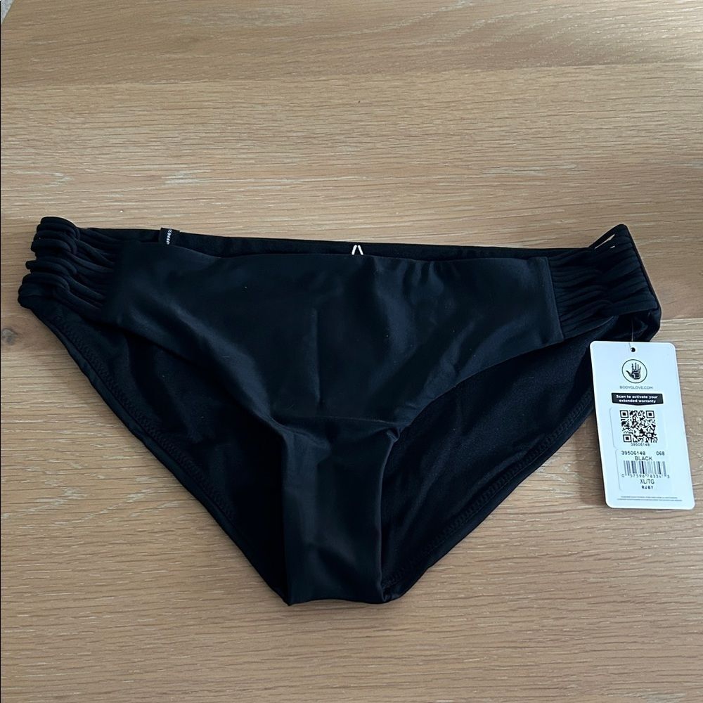Body Glove Smoothies Ruby Low Rise Black Bottom Size XL, NWT